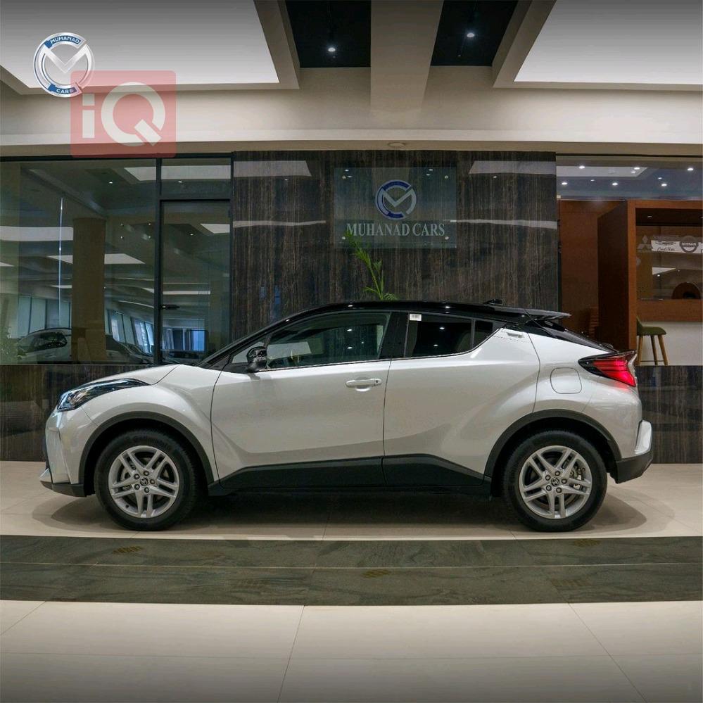 Toyota CH-R